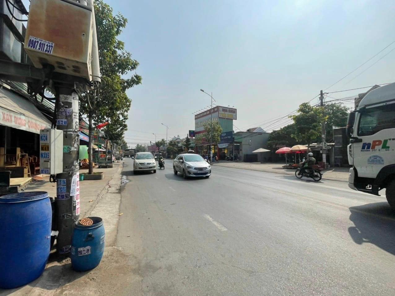 Mặt Tiền Vip Nguyễn Thị Minh Khai đẹp và khu dân cư đông đúc