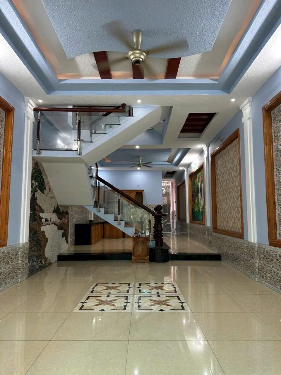 Bán Nhà chính chủ mặt tiền 3 Lầu Đường Nhựa Ngay Đông Hòa TP HCM