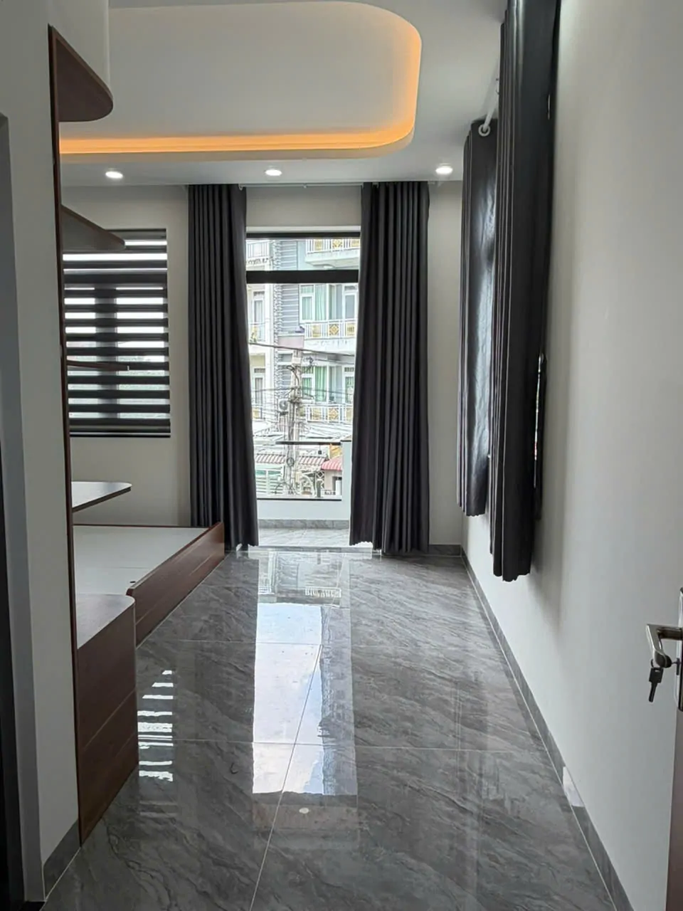 Bán nhà Dĩ An mới xây nội thất đầy đủ sổ hồng riêng ngay trung tâm Dĩ An TPHCM